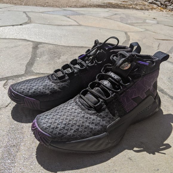 dame 5 marvel shoes